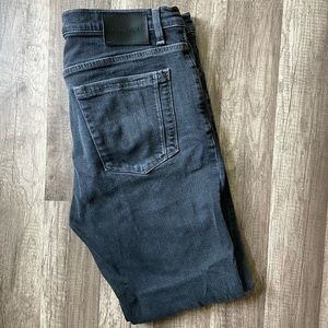 34x30 Men Perry Ellis denim